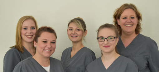 Team der Zahnarztpraxis Dr. Knoll